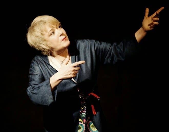 Au Rigoletto, Isabelle Sauvage a conté avec passion les exploits de « La Vaillante des vaillants » La conteuse Isabelle Sauvage | MÉRY